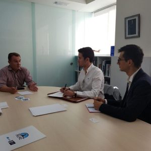 Reunión entre la AEAE y el Colegio Oficial de Pilotos de la Aviación Comercial